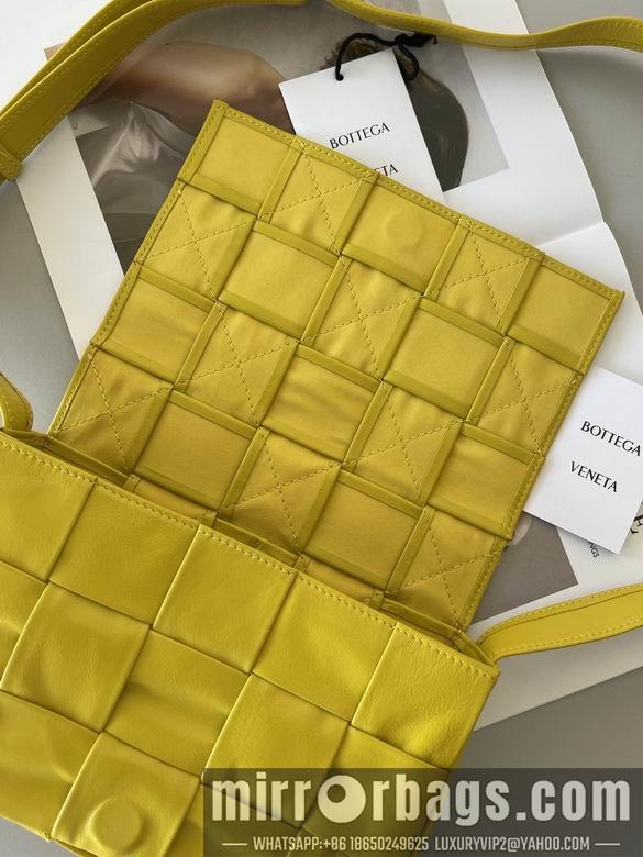 Bottega Veneta Replica Bags 667298 23x15x5cm BG