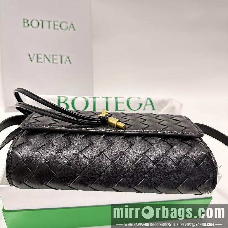 Bottega Veneta Replica Bags Andiamo 6335 13.5X21.5X4.5cm XMY 5