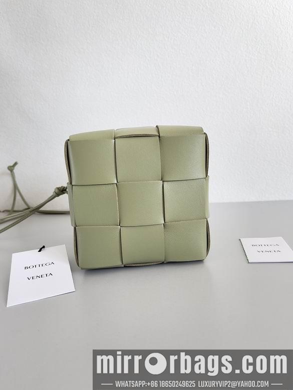 Bottega Veneta Replica Bags 680218 18x14x14cm BG 4