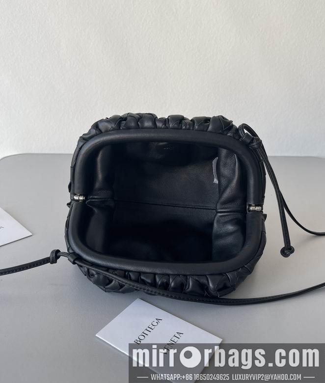 Bottega Veneta Replica Bags pouch 22x12x7cm BG 7