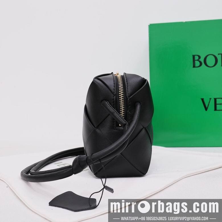 Bottega Veneta Replica Bags 002 14X22X7cm YG 1