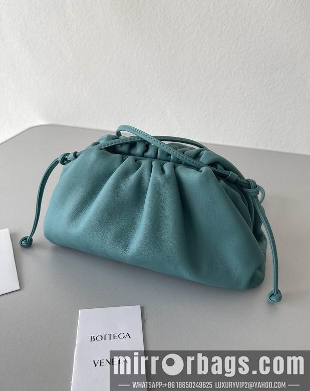Bottega Veneta Replica Bags Pouch 23x13x5cm BG 20