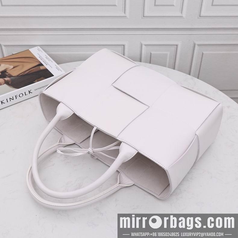 Bottega Veneta Replica Bags 2218 36x22x12 cm dl03