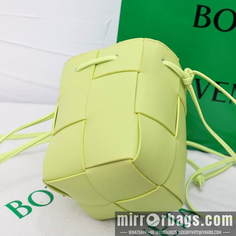 Bottega Veneta Replica Bags 8585 14X9X9cm YG 4