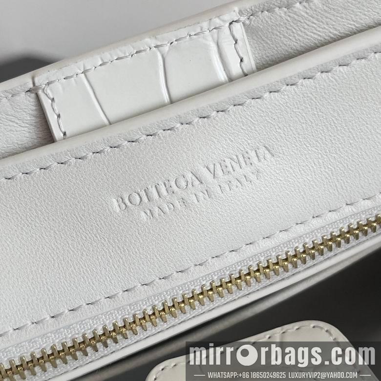 Bottega Veneta Replica Bags Andiamo 777614 22X9X15.5cm BG 1