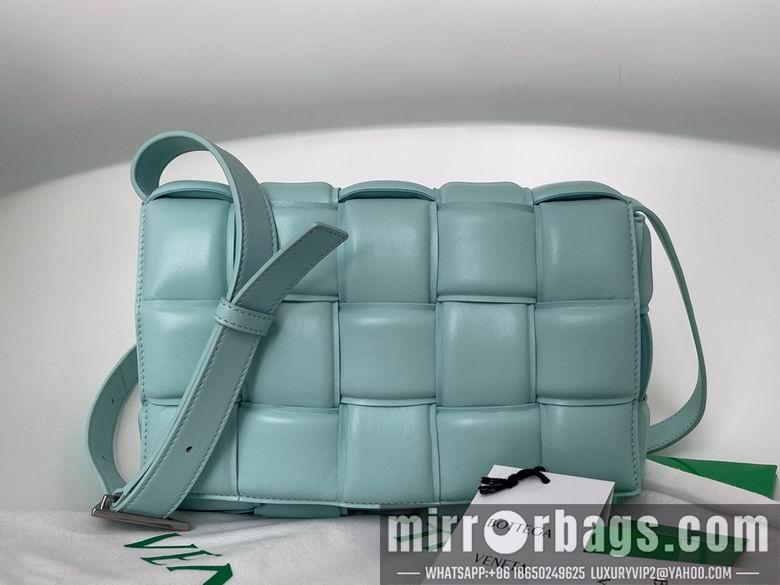 Bottega Veneta Replica Bags 70094 25x15x4cm BG