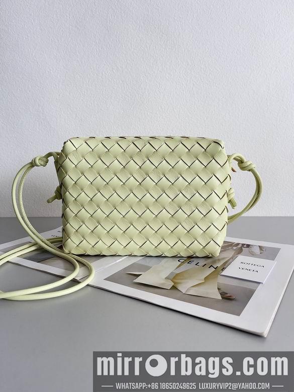 Bottega Veneta Replica Bags 680255 25x15x8cm BG 2