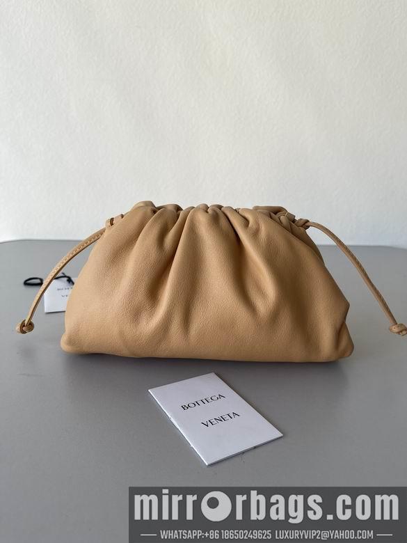 Bottega Veneta Replica Bags Pouch 23x13x5cm BG 11