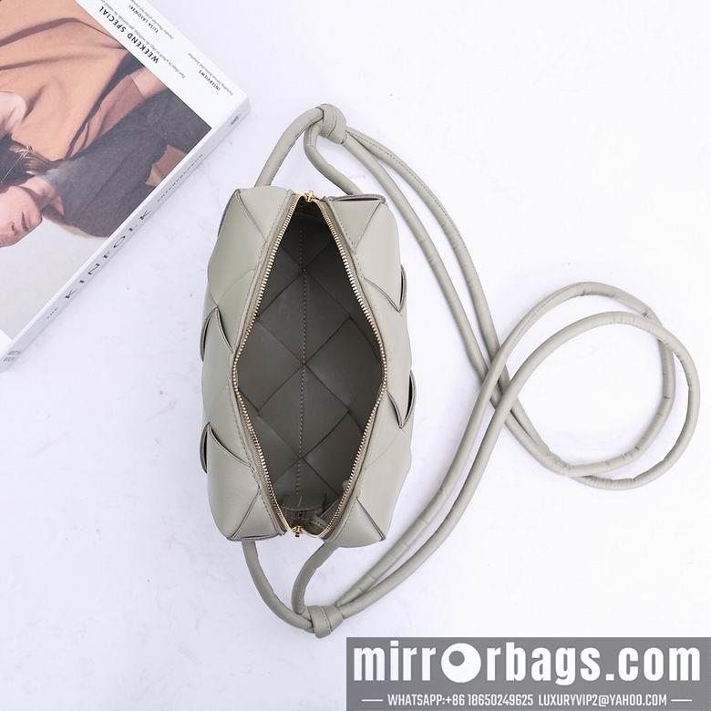 Bottega Veneta Replica Bags 2240-1 22X14.5X7.5cm EL 4
