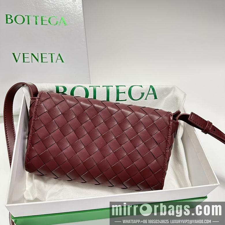 Bottega Veneta Replica Bags Andiamo 6335 13.5X21.5X4.5cm XMY 3