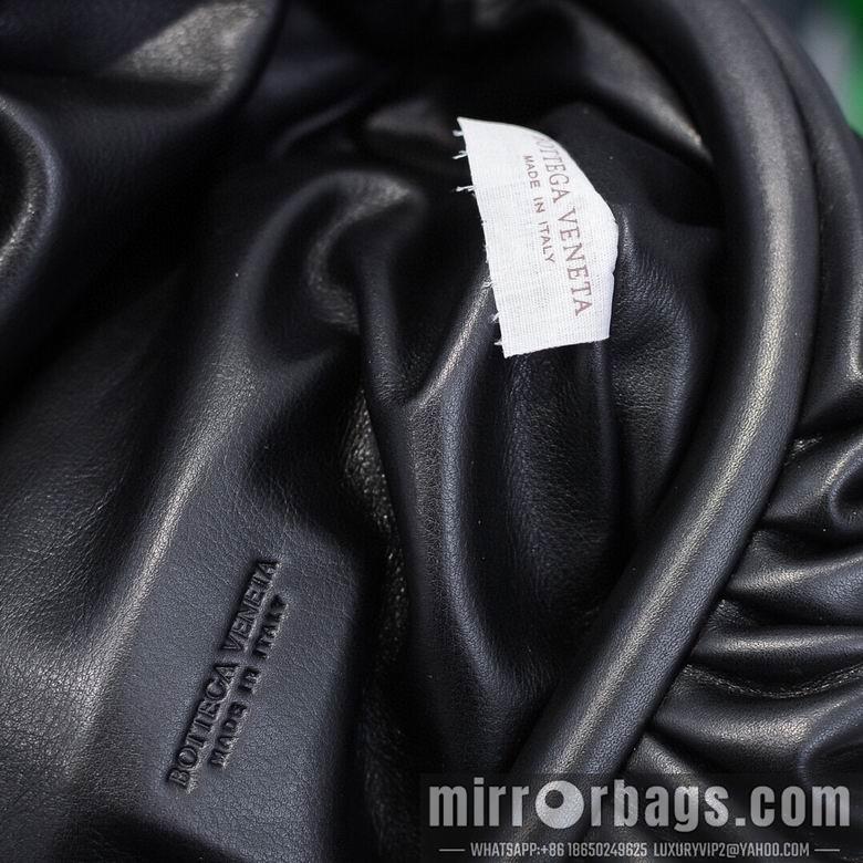 Bottega Veneta Replica Bags AD22159 22X13X5