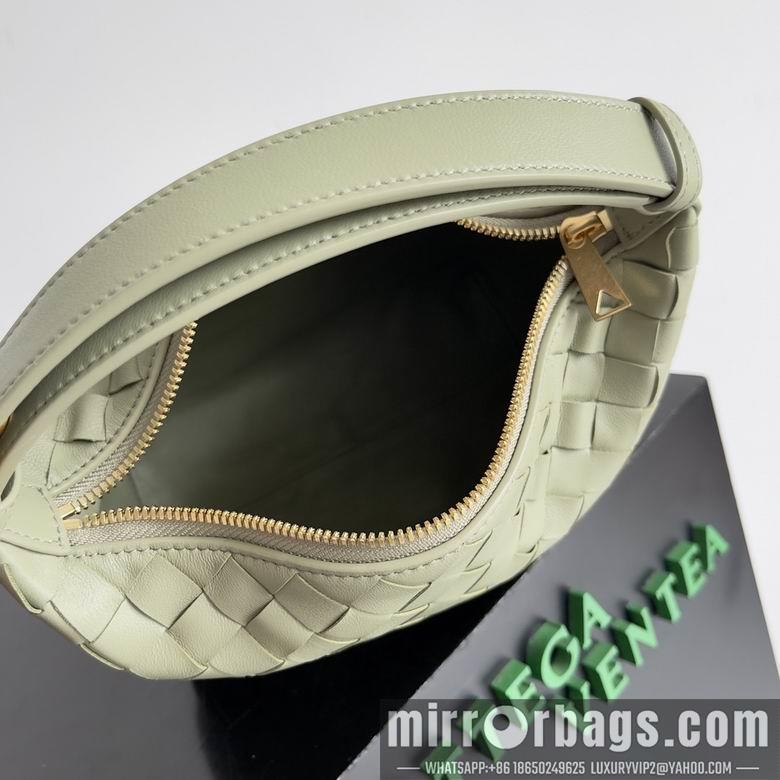 Bottega Veneta Replica Bags 754443 22X13X9cm YG 12