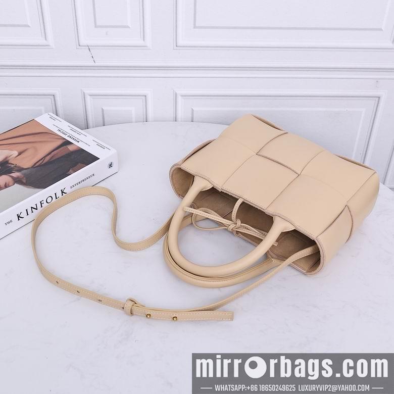 Bottega Veneta Replica Bags 2236 25X16X8cm EL 6