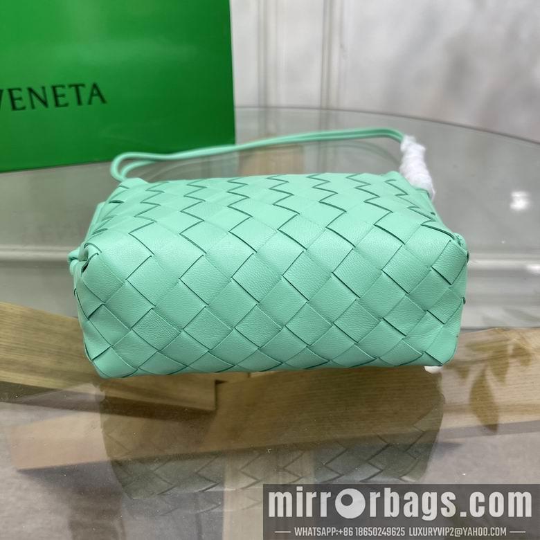 Bottega Veneta Replica Bags 98090 17x10x6cm BG