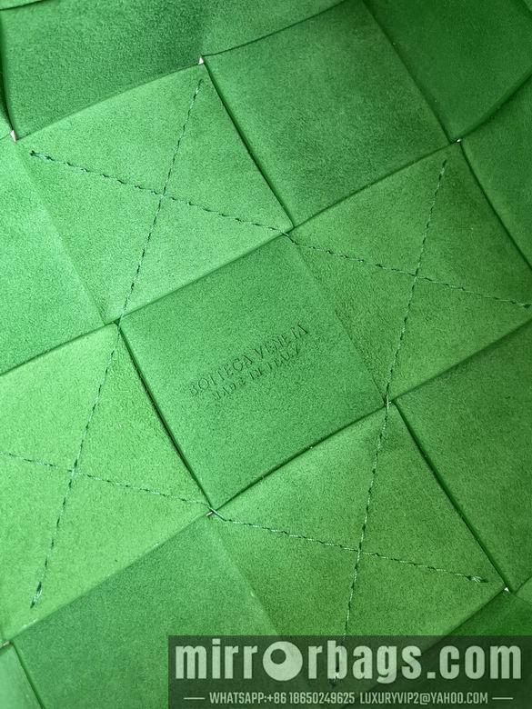 Bottega Veneta Replica Bags 680218 18x14x14cm BG 2