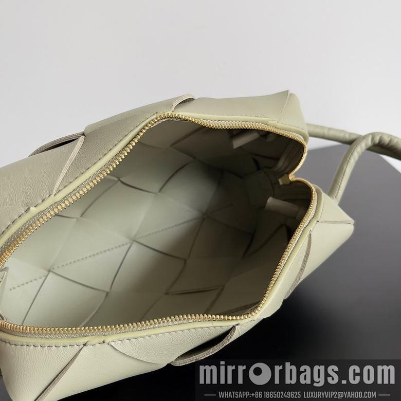 Bottega Veneta Replica Bags 709417 21x14x7cm BG 3