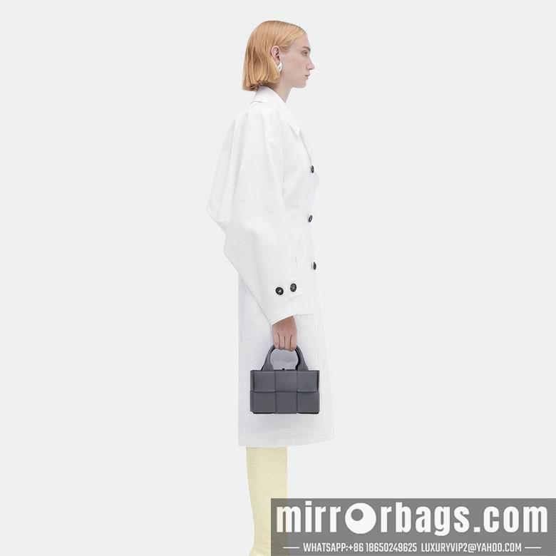 Bottega Veneta Replica Bags 2236 25X16X8cm EL 9