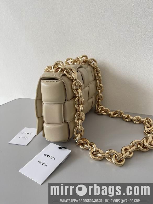 Bottega Veneta Replica Bags 631421 26x18x6cm BG 10