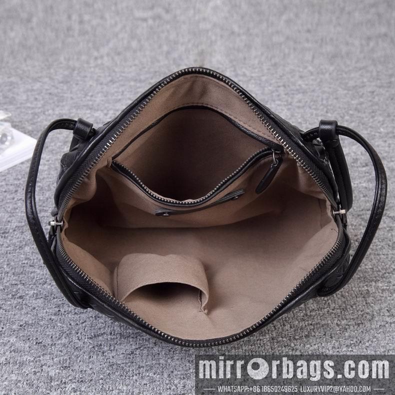 Bottega Veneta Replica Bags 25x19x5 cm dl