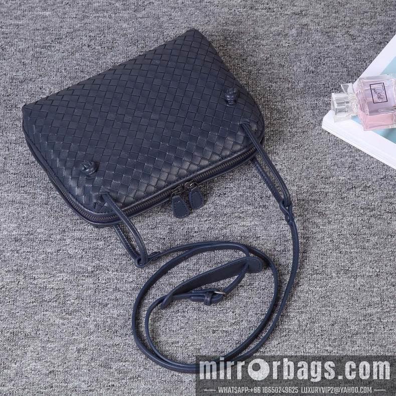 Bottega Veneta Replica Bags 25x19x5 cm dl