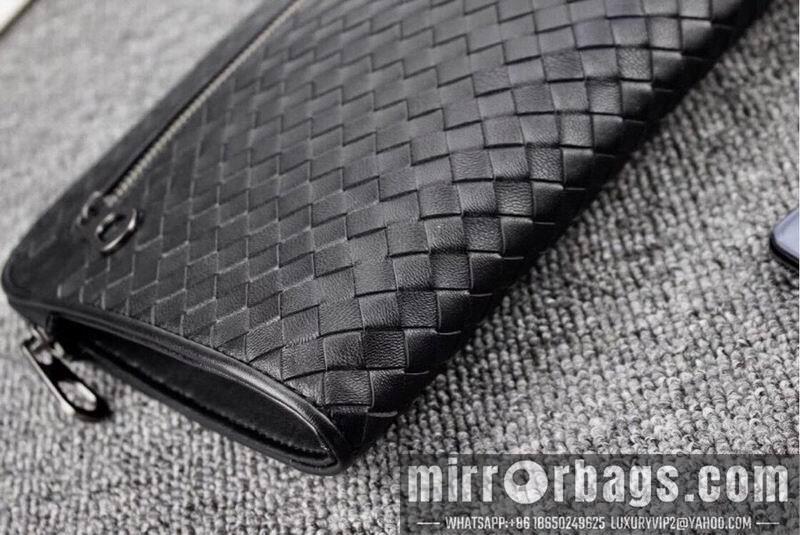 Bottega Veneta Replica Bags LT6136
