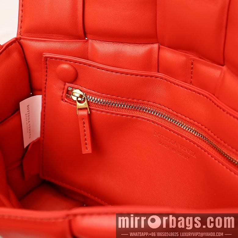 Bottega Veneta Replica Bags 3032 26X8X18cm XMY 12
