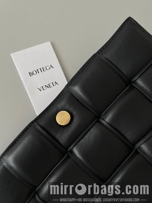 Bottega Veneta Replica Bags 631421 26x18x6cm BG 9