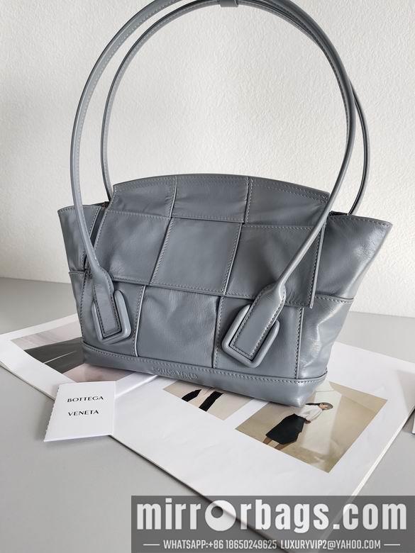 Bottega Veneta Replica Bags Arco33 666874 23x2x19cm BG