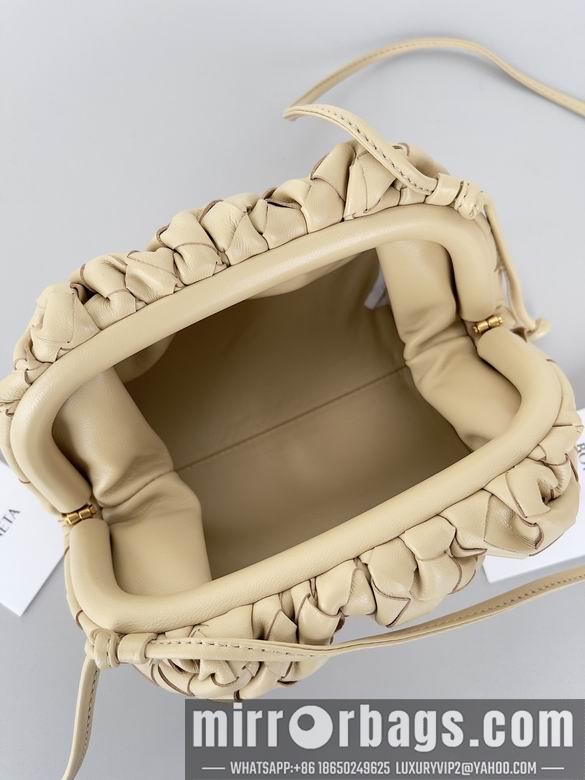Bottega Veneta Replica Bags pouch 22x12x7cm BG 3