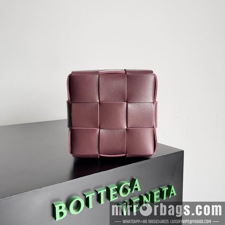 Bottega Veneta Replica Bags 680218 18x14x14cm BG 5