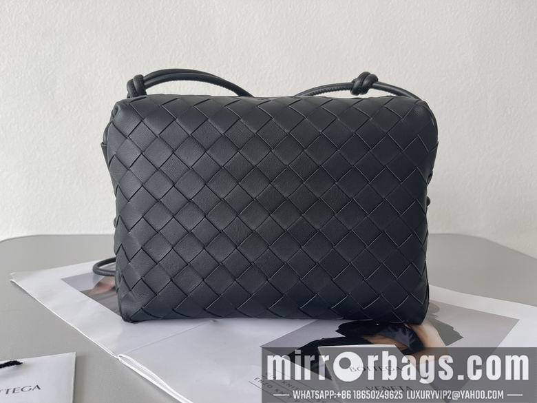 Bottega Veneta Replica Bags 666689 22x15x8cm BG 1
