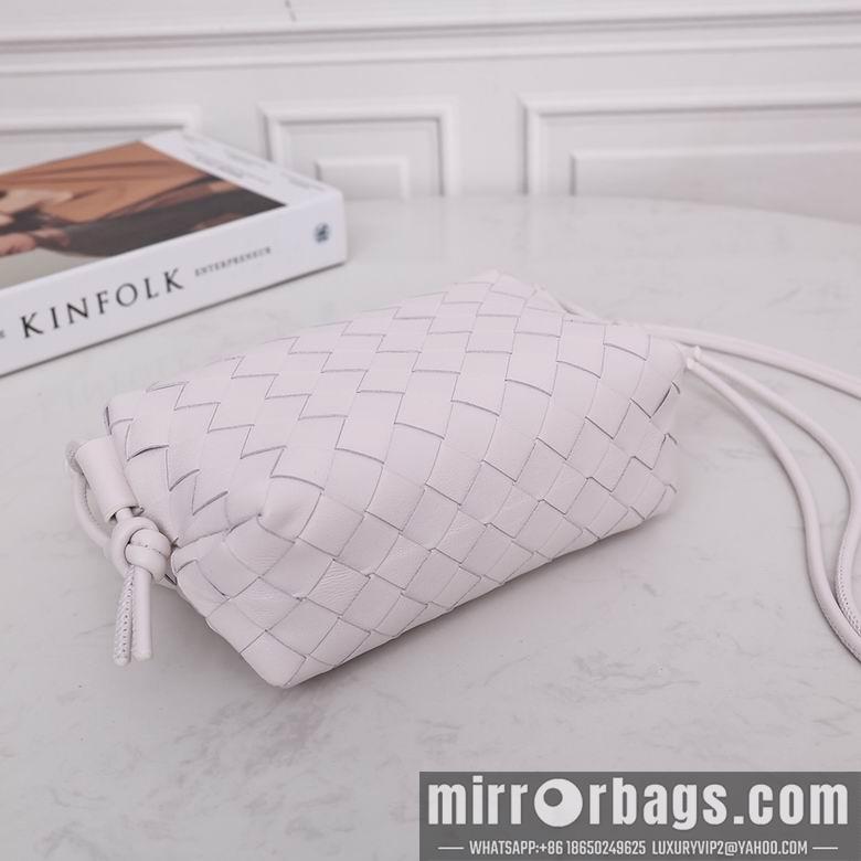 Bottega Veneta Replica Bags 8809 17x10x6cm DL 2