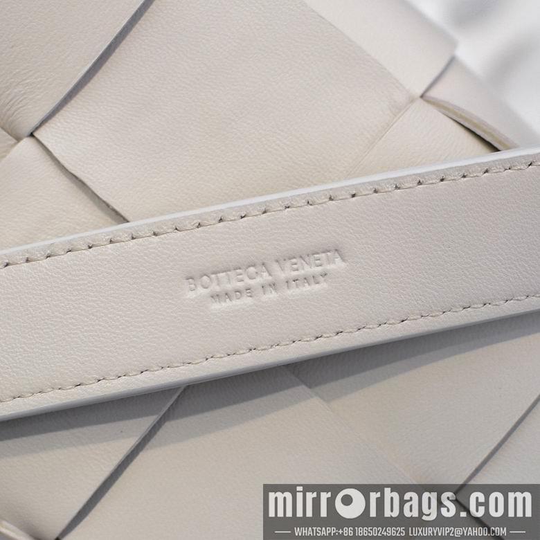 Bottega Veneta Replica Bags 6815 17.5x9.5x5cm DL 7