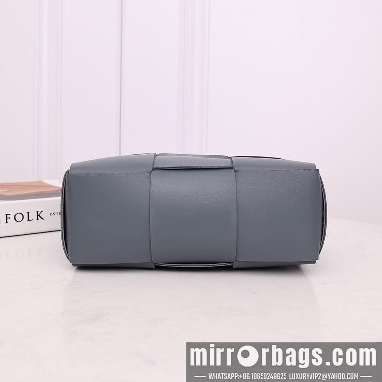 Bottega Veneta Replica Bags 2236 25X16X8cm EL 9