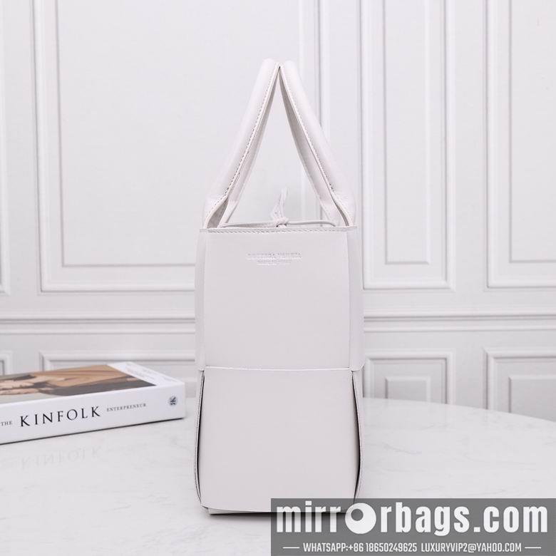 Bottega Veneta Replica Bags AD2218A 36X22X12