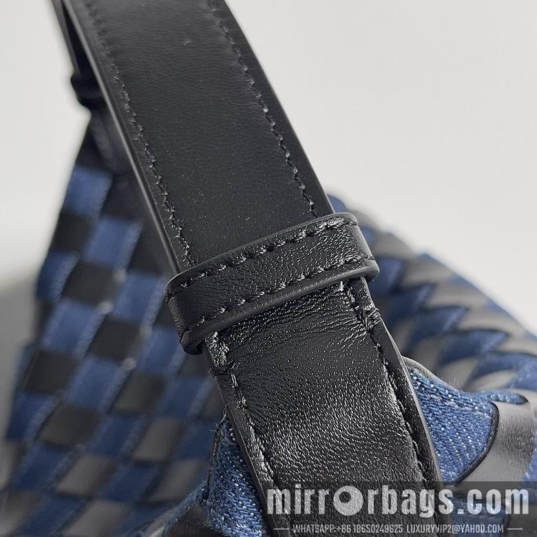 Bottega Veneta Replica Bags 796393 22X13X9cm