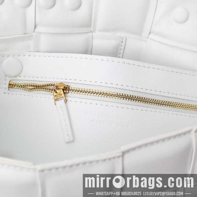 Bottega Veneta Replica Bags 3032-1 26X8X18cm XMY 8