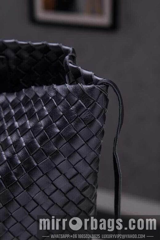 Bottega Veneta Replica Bags AD22153 40X28X17