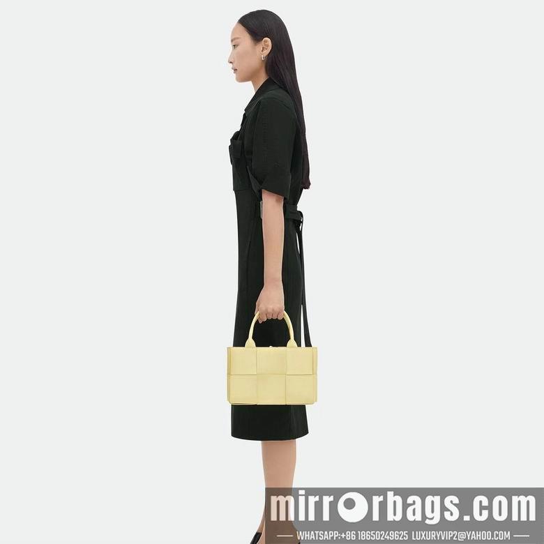 Bottega Veneta Replica Bags 2236 25X16X8cm EL 3