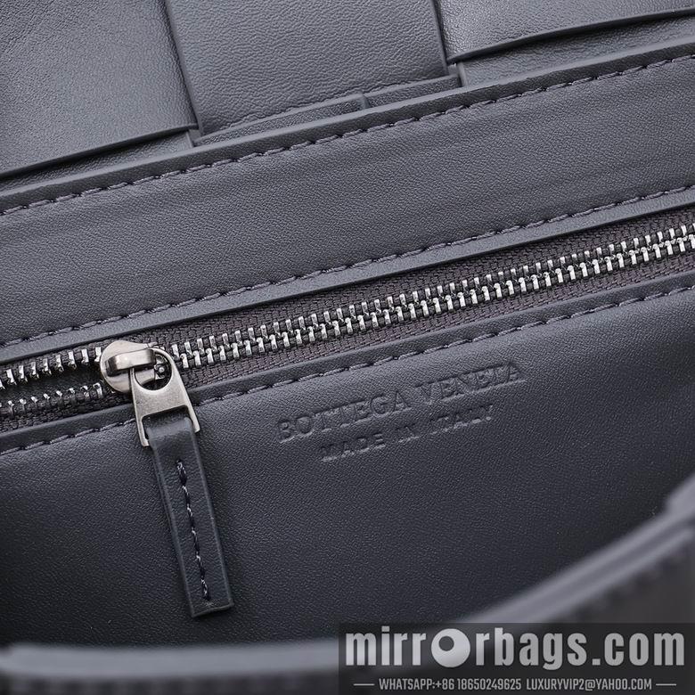 Bottega Veneta Replica Bags Cassette 3029 23X15X5.5cm XMY 11
