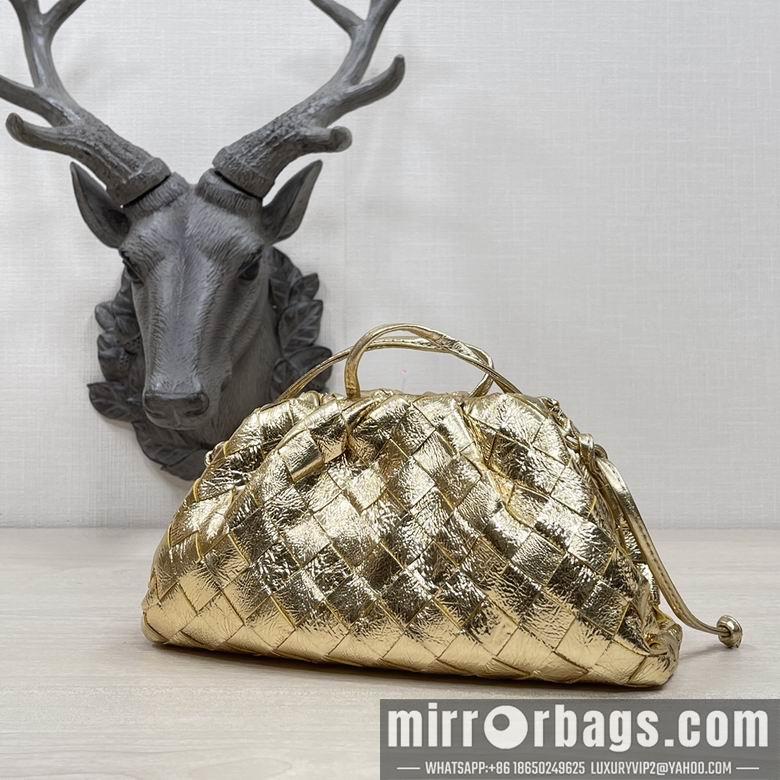 Bottega Veneta Replica Bags BV Pouch DL 2
