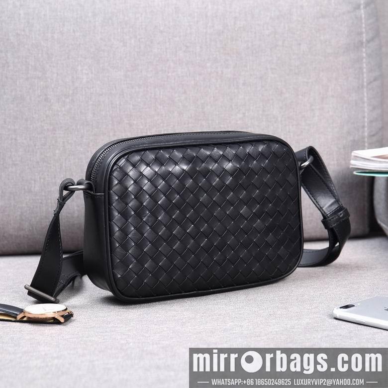 Bottega Veneta Replica Bags AD3312A 22X13X5