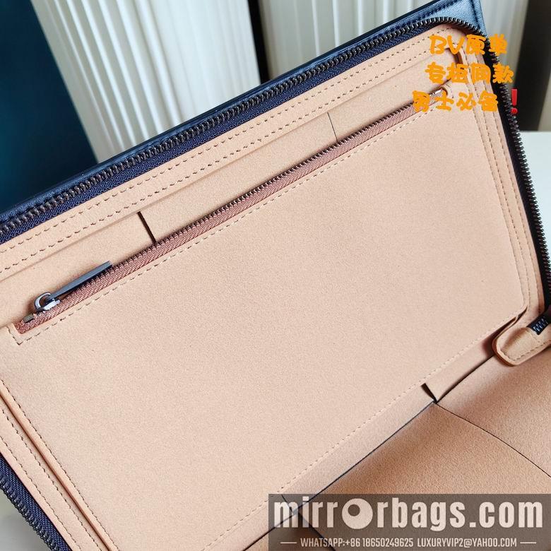 Bottega Veneta Replica Bags 8179 30X20X2cm XMY