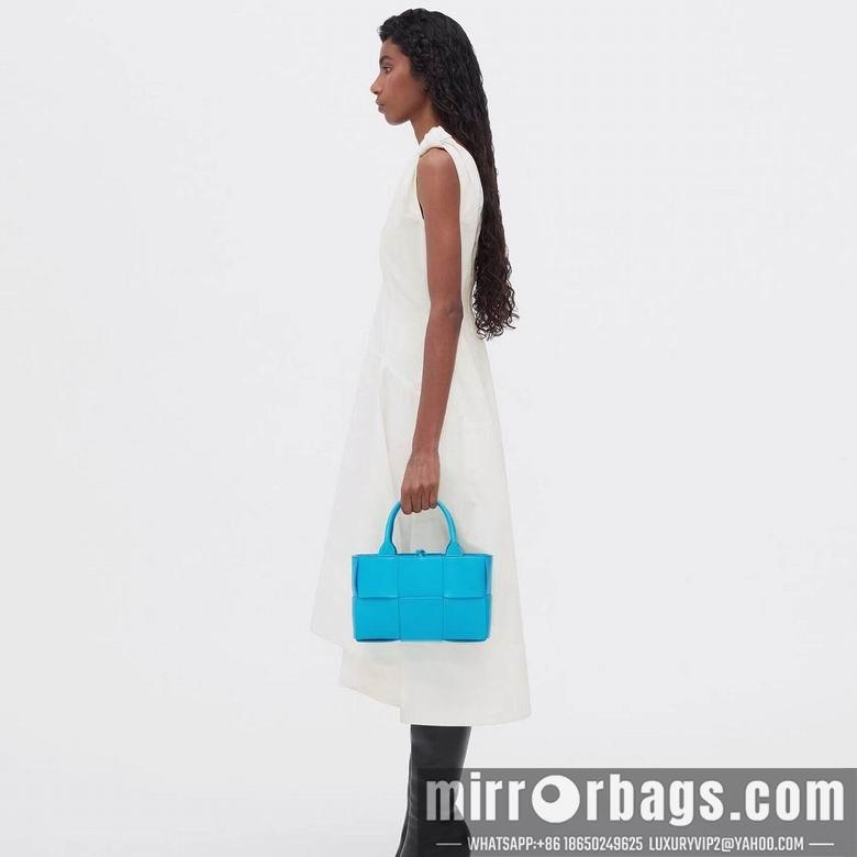 Bottega Veneta Replica Bags 2236 25X16X8cm EL 10