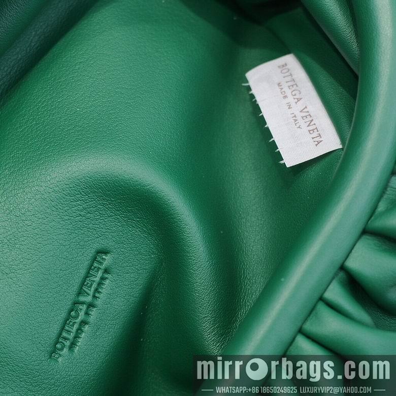 Bottega Veneta Replica Bags AD22159 22X13X5