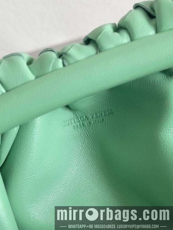 Bottega Veneta Replica Bags pouch 22x12x7cm BG 12