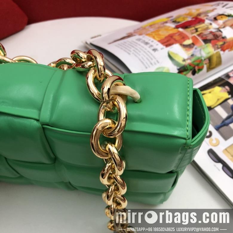 Bottega Veneta Replica Bags padded cassette 9942 26cm JY 6