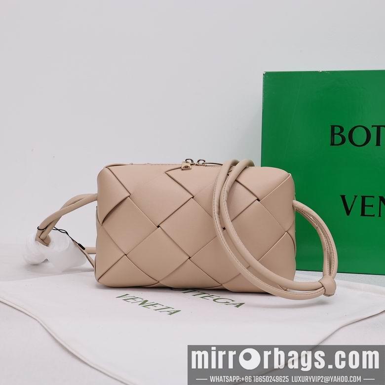 Bottega Veneta Replica Bags 002 14X22X7cm XMY 2