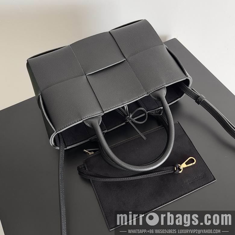 Bottega Veneta Replica Bags 709337 25x16x8cm BG 2
