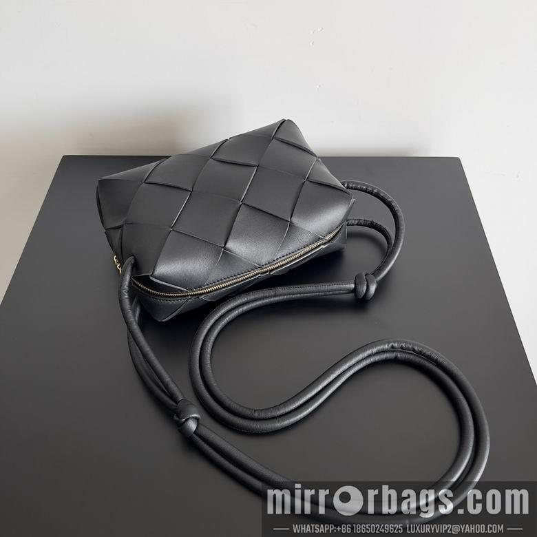 Bottega Veneta Replica Bags 709417 21x14x7cm BG 2